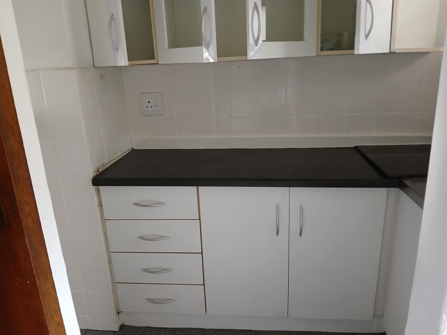 To Let 0 Bedroom Property for Rent in Green Point Western Cape